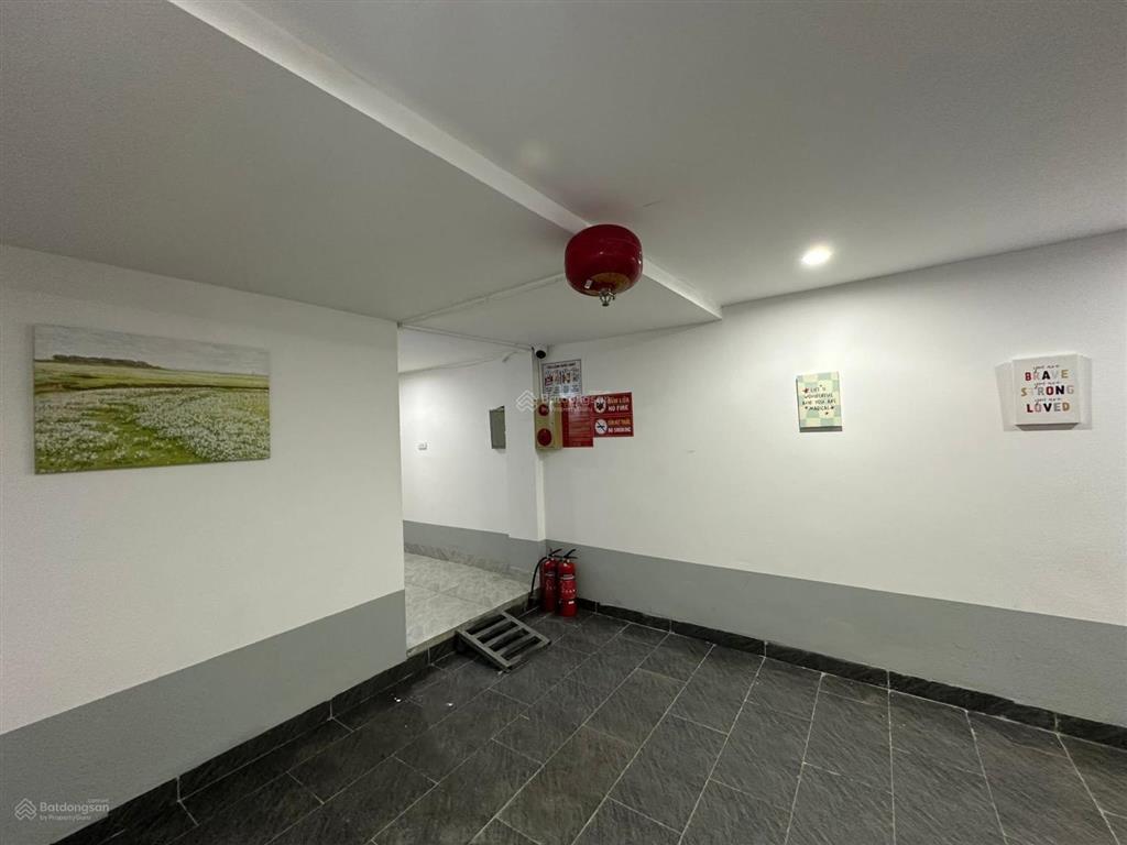 Ccmn hiếm hoàng mai  oto qua nhà  lô góc  cách 1 nhà ra phố  đầy đủ giấy phép + phòng cháy