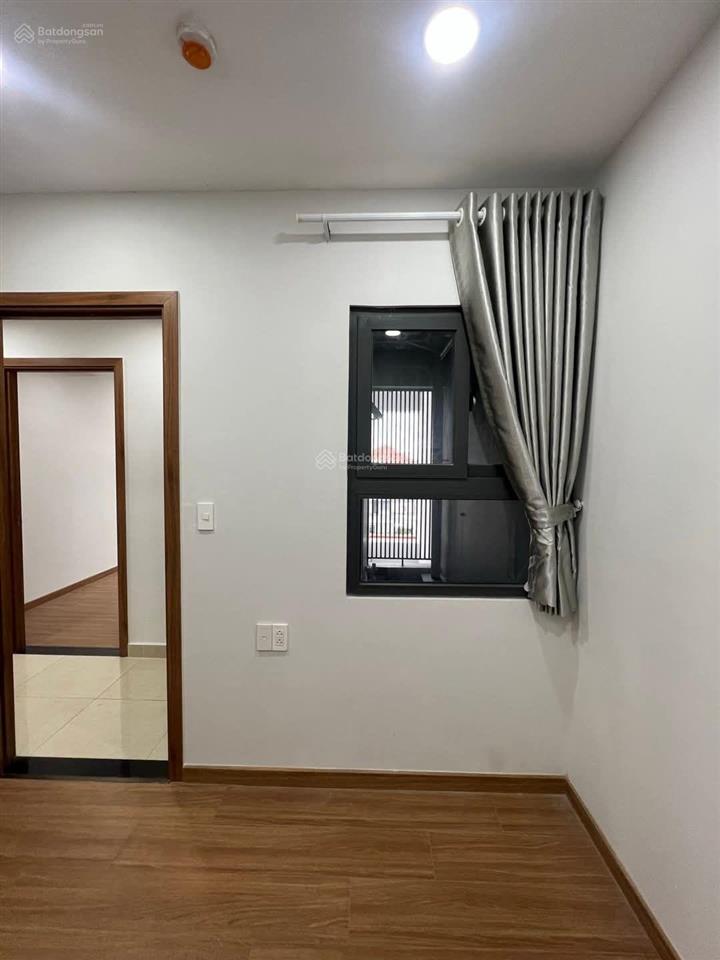 Bán gấp 2pn 60.5m2, giá chỉ 2,28tỷ bao phí bảo trì + đã có sổ