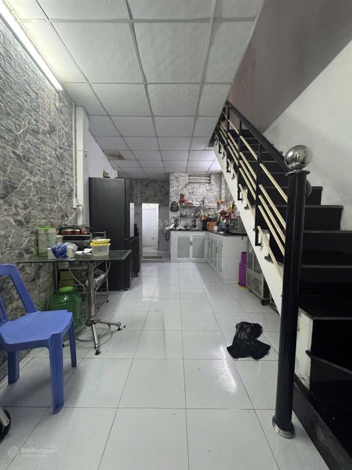 Sập hầm nhà 2 tầng hoàng diệu hải châu, gần chợ mới, giá chỉ 2,82 tỷ. vào ở ngay hoặc cho thuê