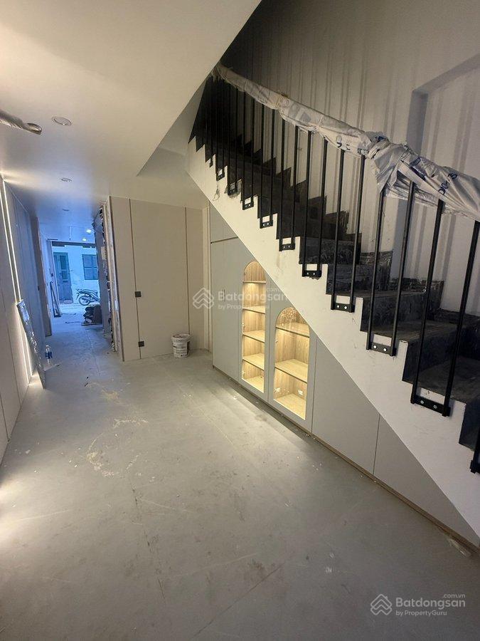 Bán nhà ngọc thụy, long biên, diện tích 55,4m², xây mới 8 tầng độc lập, thang máy