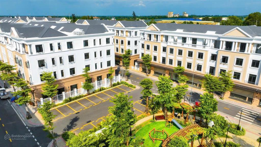 Bán căn biệt thự vincom shophouse 3 mặt tiền 85m đắc địa, vị trí trung tâm tp đông hà  quảng trị