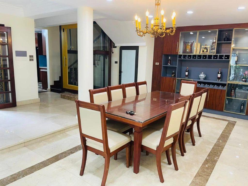 BÁN NHÀ XUÂN DIỆU, TÂY HỒ - LÔ GÓC, 5 TẦNG THANG MÁY, VÀI PHÚT ĐI BỘ RA HỒ TÂY