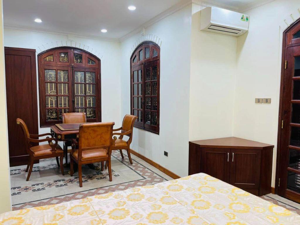 BÁN NHÀ XUÂN DIỆU, TÂY HỒ - LÔ GÓC, 5 TẦNG THANG MÁY, VÀI PHÚT ĐI BỘ RA HỒ TÂY