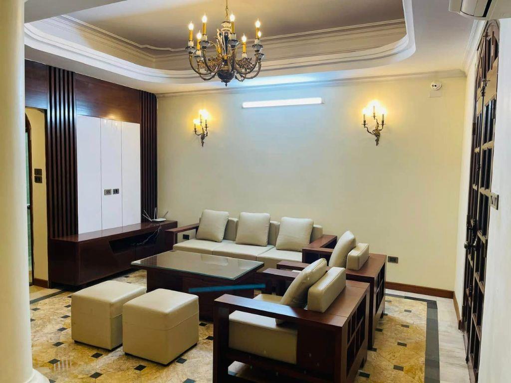 BÁN NHÀ XUÂN DIỆU, TÂY HỒ - LÔ GÓC, 5 TẦNG THANG MÁY, VÀI PHÚT ĐI BỘ RA HỒ TÂY