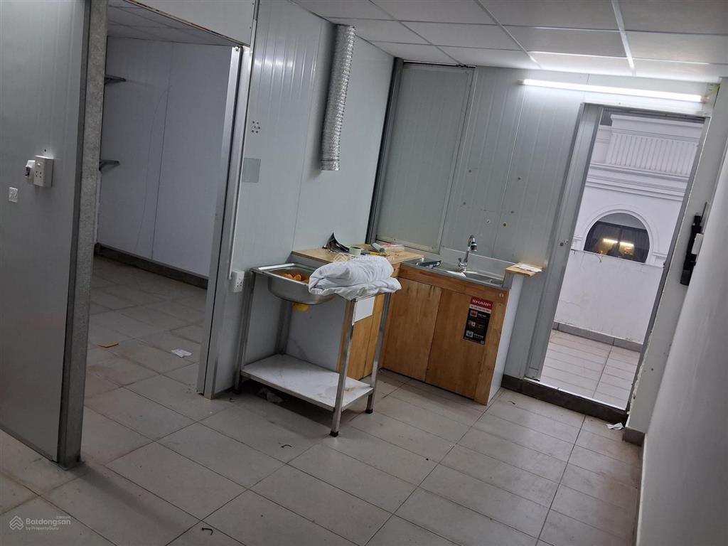 Phòng lớn có 2 phòng ngủ 40m2 giá rẻ ngay trung tâm quận 12