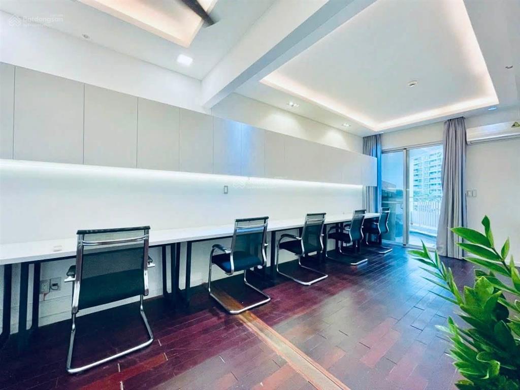 Cho thuê văn phòng đầy đủ nội thất 120m²  giá 30 triệu vnd   0889 878 ***
