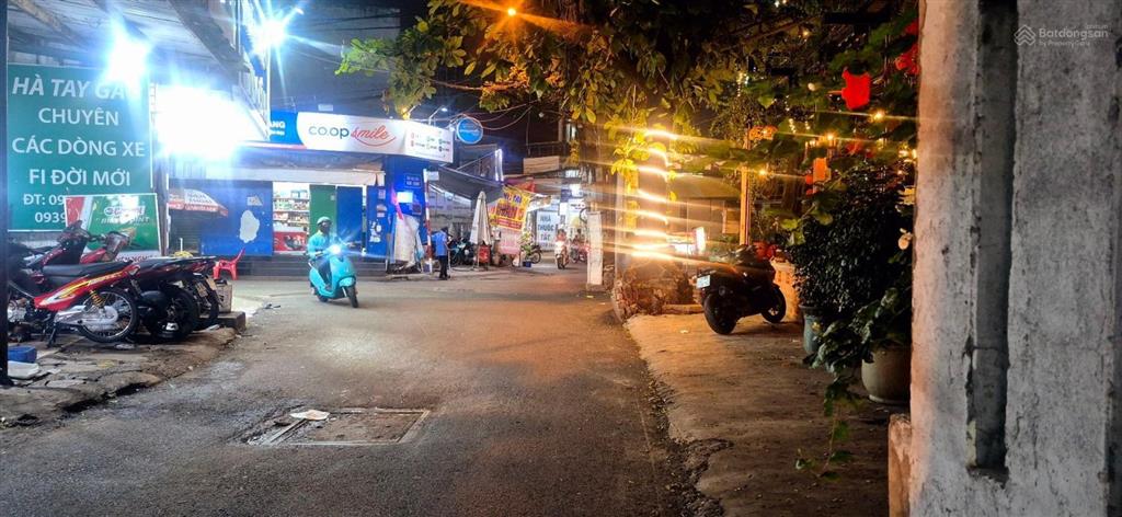 Hiếm mặt tiền kinh doanh  bùi quang là  chợ phạm văn bạch  ngang gần 5m  97m2  4 tầng