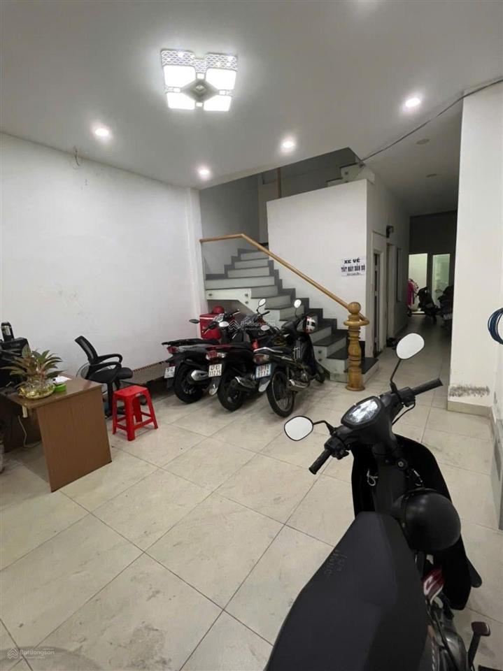 Hiếm mặt tiền kinh doanh  bùi quang là  chợ phạm văn bạch  ngang gần 5m  97m2  4 tầng