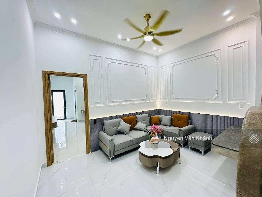 Hẻm xe hơi huỳnh văn nghệ  chợ phạm văn bạch  80  3 tầng  4.3x20  4 phòng  nhỉnh 9 tỷ