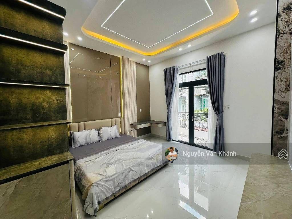 Hẻm xe hơi huỳnh văn nghệ  chợ phạm văn bạch  80  3 tầng  4.3x20  4 phòng  nhỉnh 9 tỷ