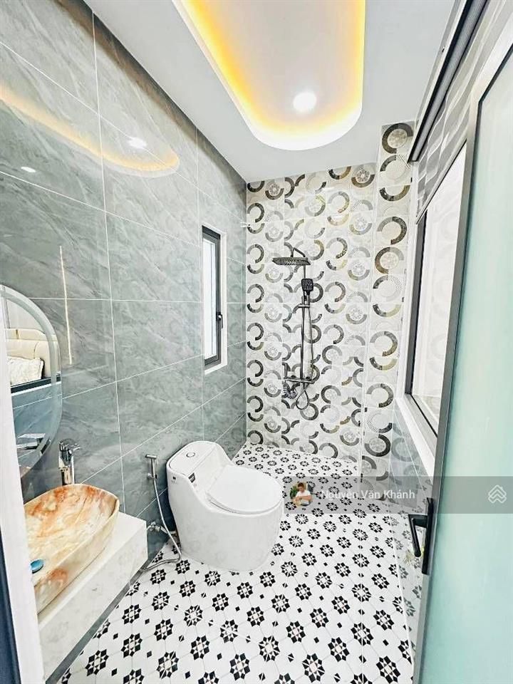 Hẻm xe hơi huỳnh văn nghệ  chợ phạm văn bạch  80  3 tầng  4.3x20  4 phòng  nhỉnh 9 tỷ