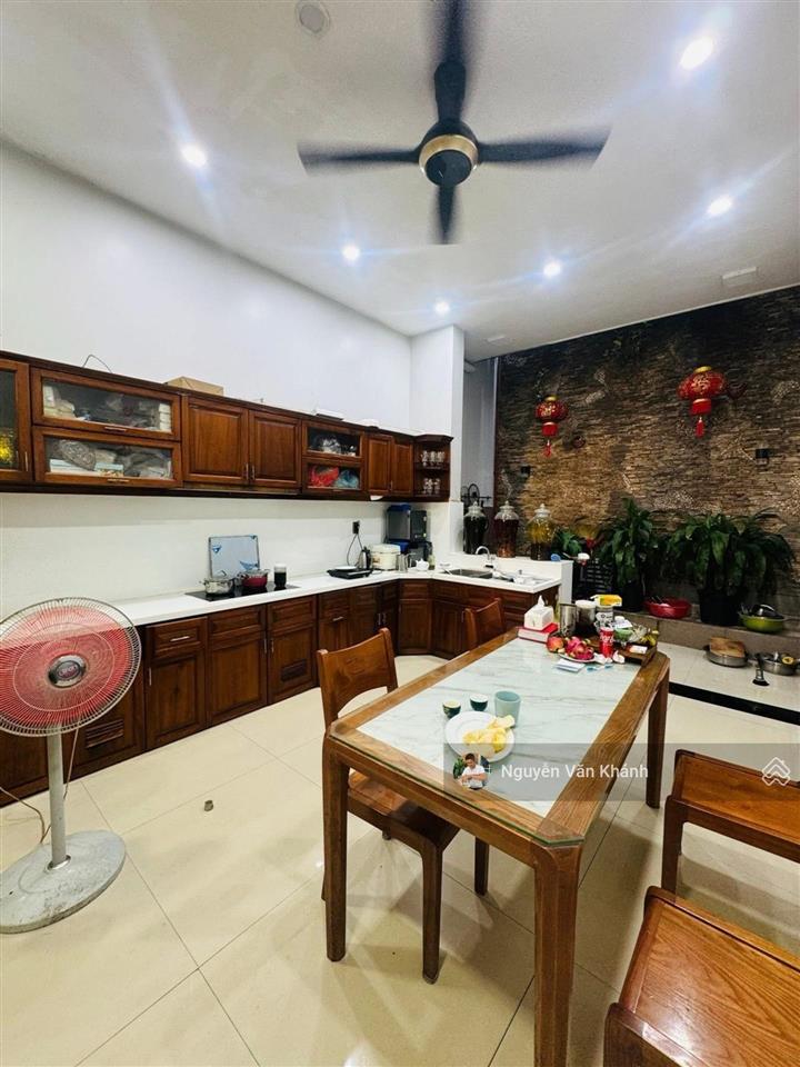 Mặt tiền chợ hạnh thông tây  quang trung  gò vấp  70m2  4 tầng  5 phòng  giá 9.x tỷ