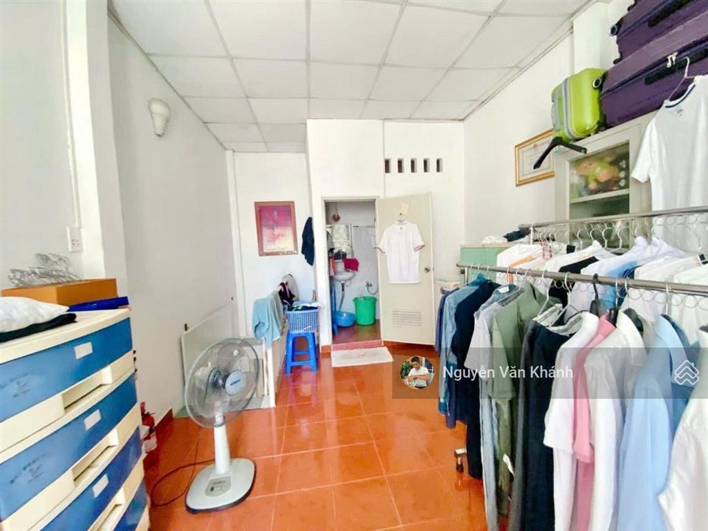 Góc 2 mặt tiền  ngay nhà ga t3  hoàng hoa thám  tân bình  62m2  4.4x15  3 tầng  2pn