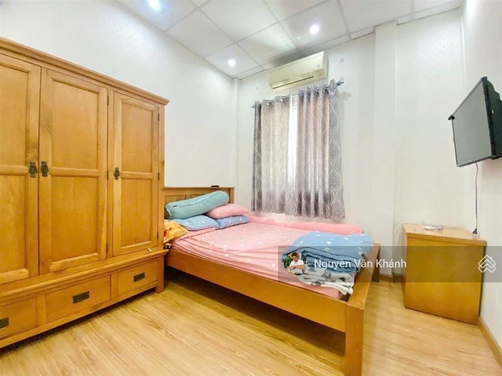 Góc 2 mặt tiền  ngay nhà ga t3  hoàng hoa thám  tân bình  62m2  4.4x15  3 tầng  2pn