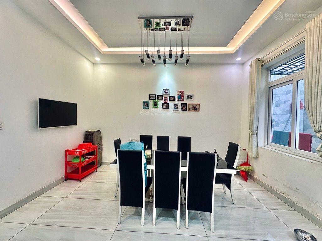Bán nhà lê văn quới  154m2  (7x22)  hẻm 8m  nhà 4 tầng  full nội thất chỉ 15,2 tỷ tl