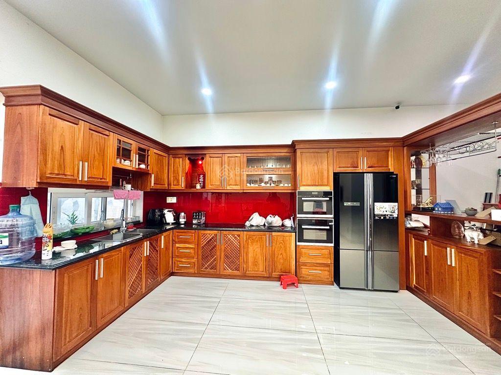 Bán nhà lê văn quới  154m2  (7x22)  hẻm 8m  nhà 4 tầng  full nội thất chỉ 15,2 tỷ tl