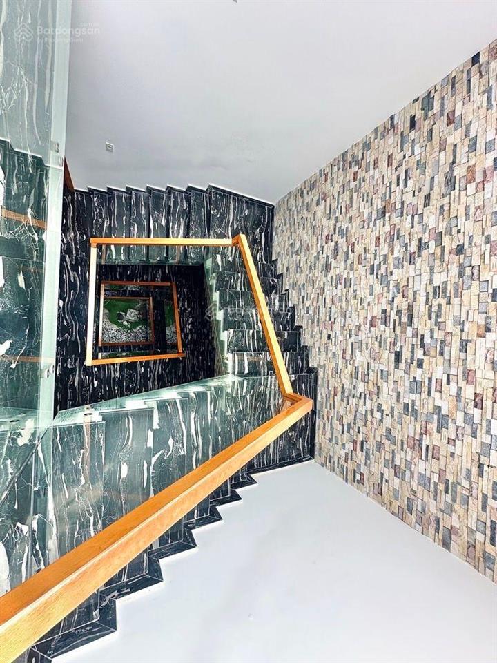 Bán nhà lê văn quới  154m2  (7x22)  hẻm 8m  nhà 4 tầng  full nội thất chỉ 15,2 tỷ tl