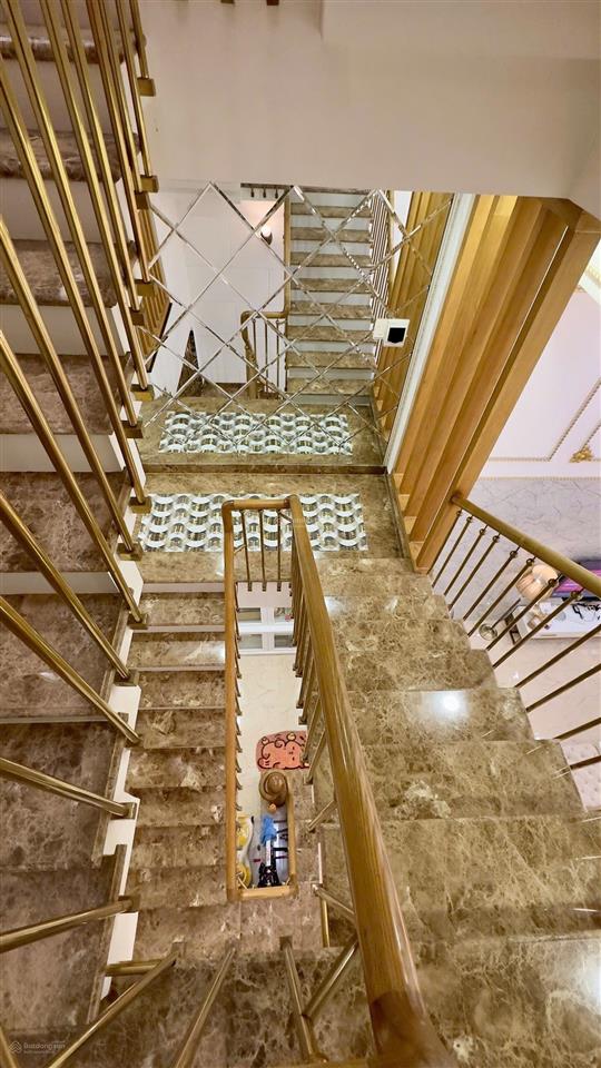 Nhà khu đồng bộ, hẻm 7m, 2 mặt tiền trước sau, ô tô ngủ nhà, 52m², 5 tầng full nội thất, chỉ 8,2 tỷ