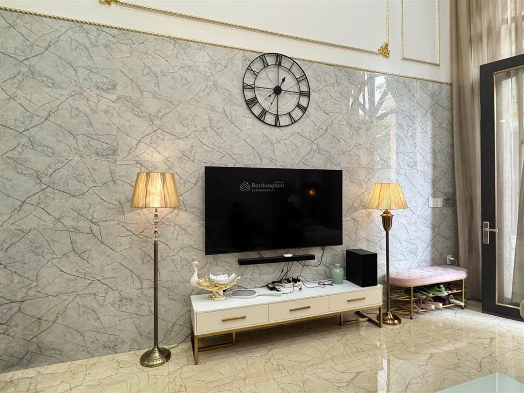 Nhà khu đồng bộ, hẻm 7m, 2 mặt tiền trước sau, ô tô ngủ nhà, 52m², 5 tầng full nội thất, chỉ 8,2 tỷ