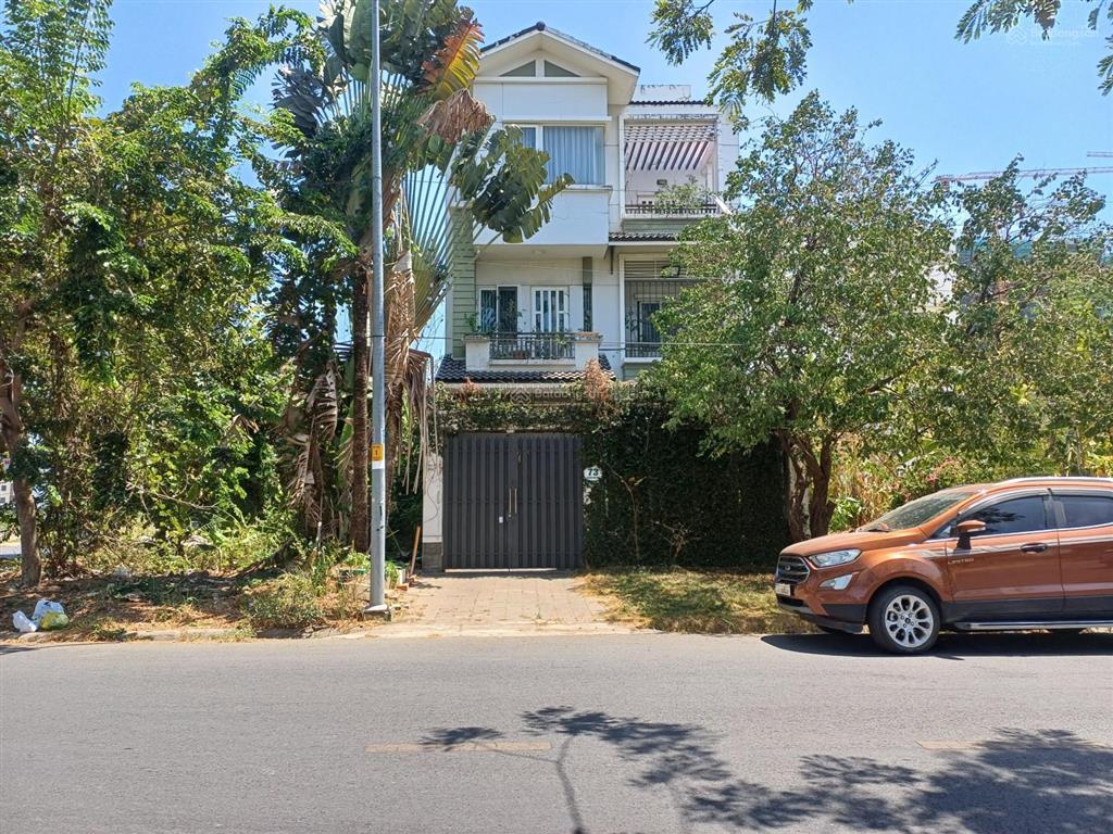 Bán đất nền da phú nhuận 1,2  gần khu hành chính ubnd  dt 7mx18m  giá từ 150triệu/m2  sổ hồng