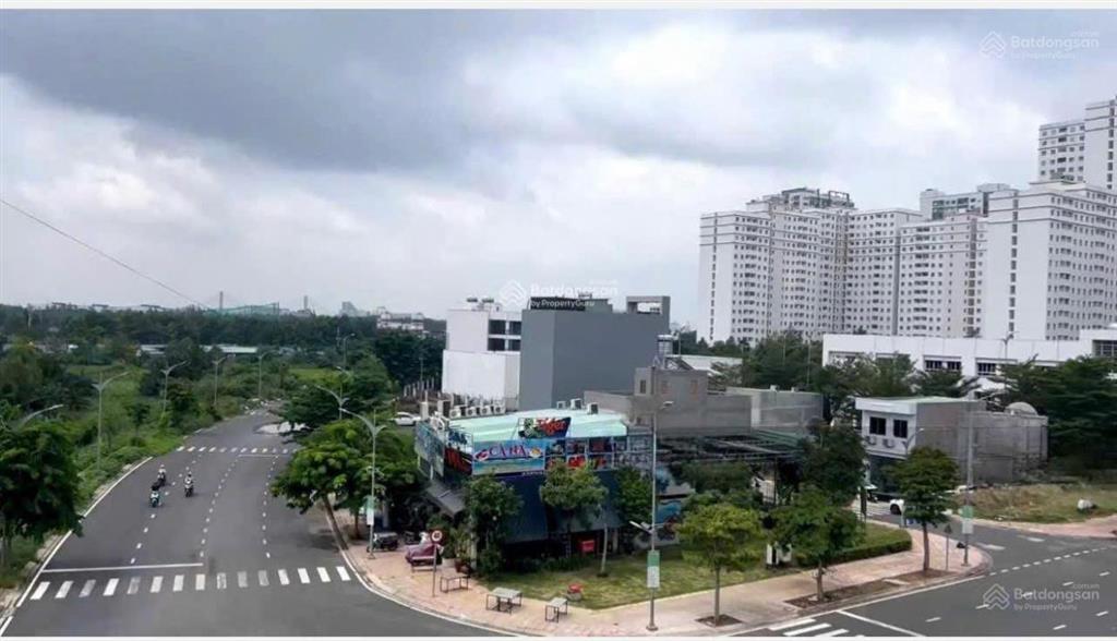 Siêu hiếm! một lô góc 2mt duy nhất gần chợ bình khánh  xd hầm 5tầng  dt 7x14m(81,7m2)  25.8 tỷ