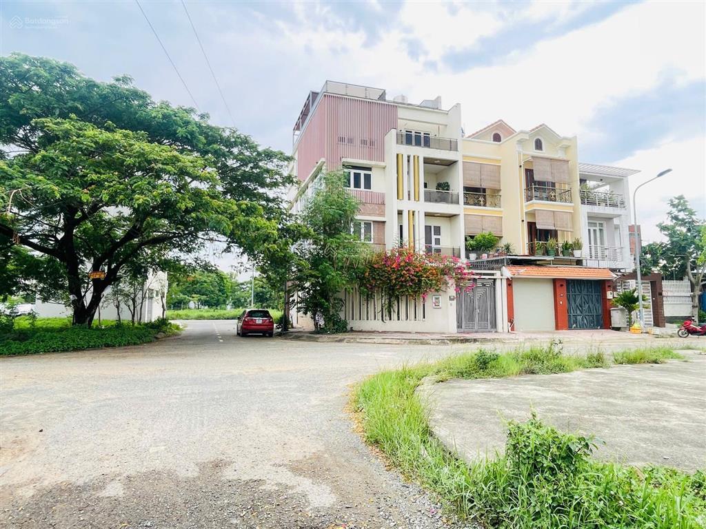 Chủ thiện chí bán nhanh nền đất kdc phú nhuận 2  dt 7x18m  gía 150 triệu/m2  sổ hồng riêng