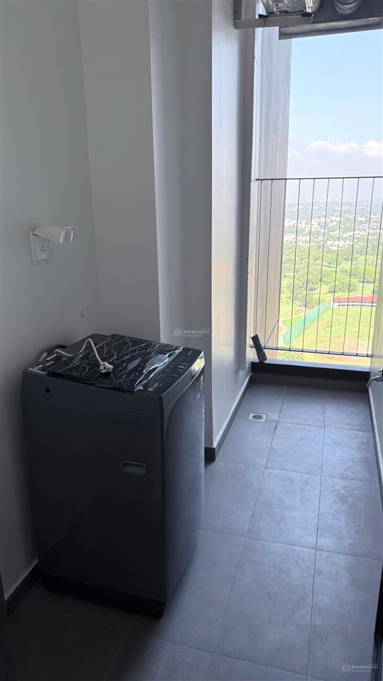 Cho thuê căn 1pn full nội thất view trực diện sân golf ( dự án emerald golf view )