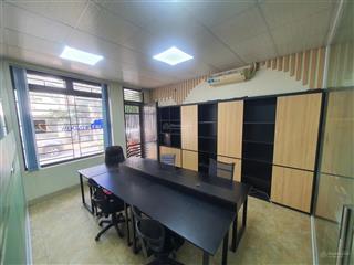 Cho thuê văn phòng tầng 1 35m2 full nội thất chính chủ tại cầu diễn