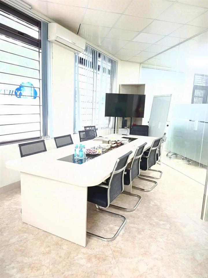 Chính chủ cho thuê văn phòng tầng 1, số 7d1 khu đô thị cầu diễn, ô tô đỗ cửa thoải mái