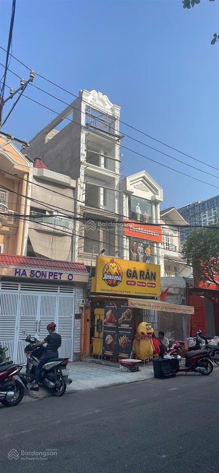 Hoa hồng 1% . bán nhà mặt phố đường d2