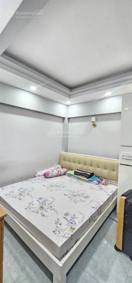 Sát mặt tiền đường ba hạt, ngay chợ ngtriphuong, ngang 5,3m chỉ hơn 8 tỷ