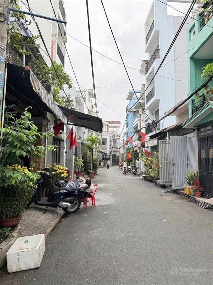 Lê ngã tân phú 85m2 2 tầng 4pn hẻm xe tải tránh giáp tân bình quận 11 giá 8,5 tỷ tl