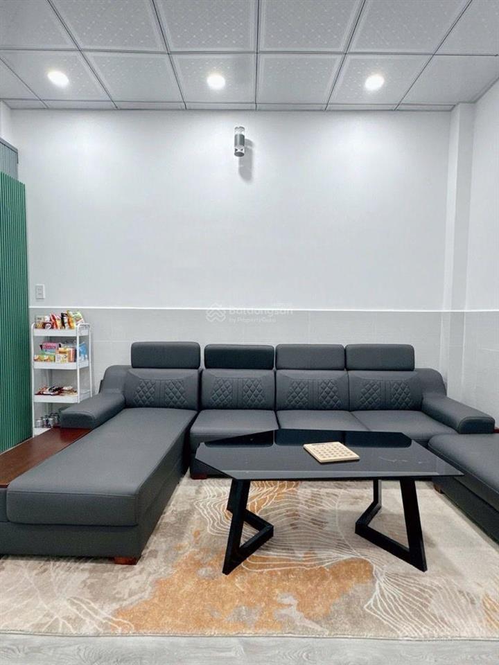 Bán nhà tân phú  thoại ngọc hầu  111m2  đường nhựa 8m có lề  5pn  xe tải tránh  giá 9,9 tỷ tl