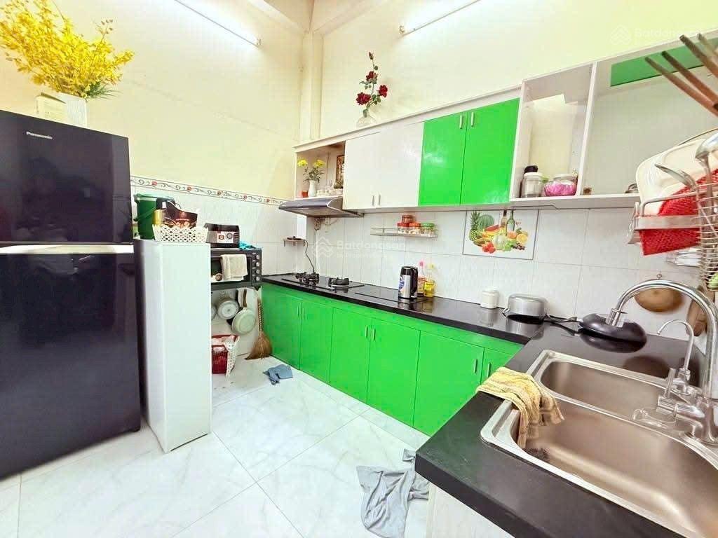 Bán nhà tân phú  hồ đắc di  ôtô ngủ trong nhà  90m2 (5x18)  3 tầng  sẵn dòng tiền  giá 9,5 tỷ