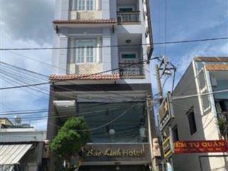 Khách sạn mặt tiền tân phú  7 tầng thang máy  150m2 (5.2x29)  26 phòng khép kín  giá 28 tỷ tl