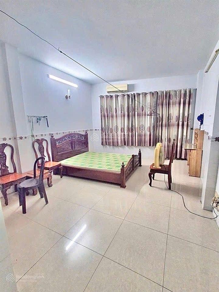 Mặt tiền đường gò dầu  tân phú  70m2 (4.3x16)  4 tầng  6pn  vừa ở vừa kinh doanh  giá 12.5 tỷ