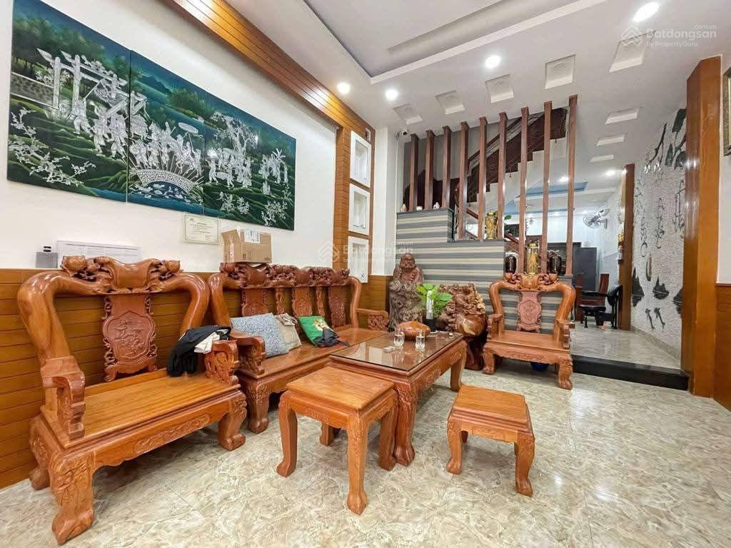 Bán nhà tân phú  độc lập  ôtô vào nhà  80m2 (4x20)  4 tầng  5pn master  tặng full nội thất