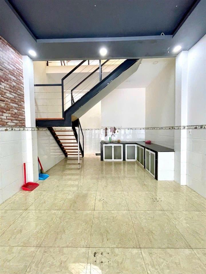 Mặt tiền lương minh nguyệt  tân phú  80m² (4.2x19m)  gần giao lộ lũy bán bích  giá 10.9 tỷ tl