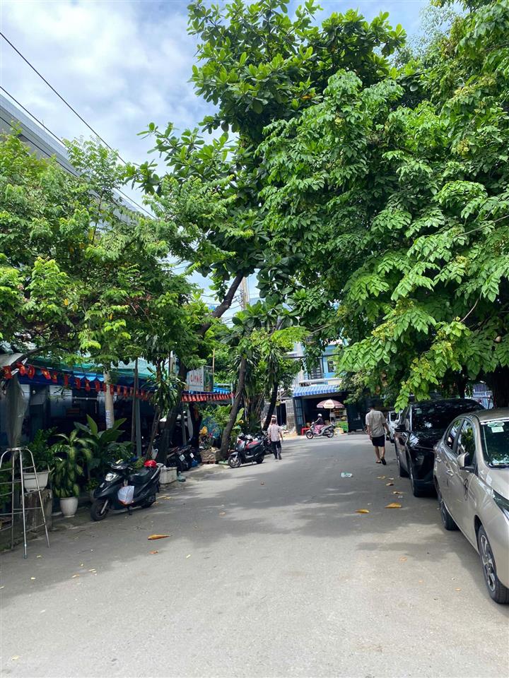 Bán đất 2 mặt tiền trước sau cách sân bay 15 phút