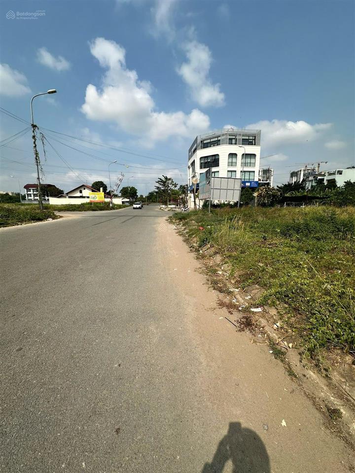 Bán gấp lô đẹp phú nhuận  phước long b, 48 tỷ, 328m2, mặt tiền 13.5m sát global city