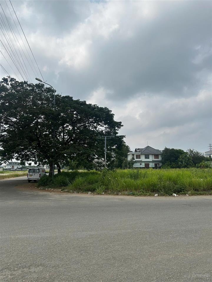Đất biệt thự global city, góc 2 mặt tiền, đường to nhất dự án 20m, giá chỉ 140tr/m2 bằng chung cư.