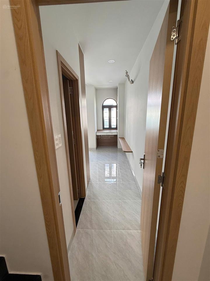 Bán nhà gần nguyễn duy trinh, quận 9, đường 970, 7,15 tỷ, 60m2, 4pn, 3wc, đường 8m, nhà mới.