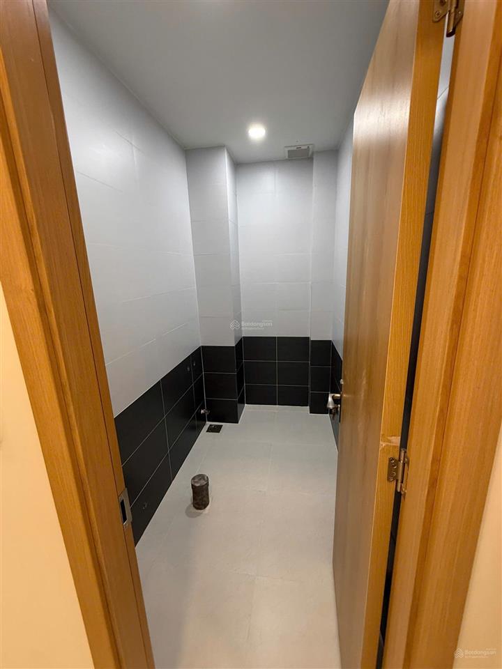 Bán nhà gần nguyễn duy trinh, quận 9, đường 970, 7,15 tỷ, 60m2, 4pn, 3wc, đường 8m, nhà mới.