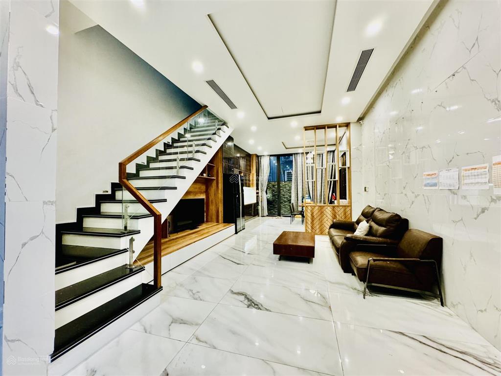 Định cư mỹ nên chính chủ cần bán gấp nhà đẹp