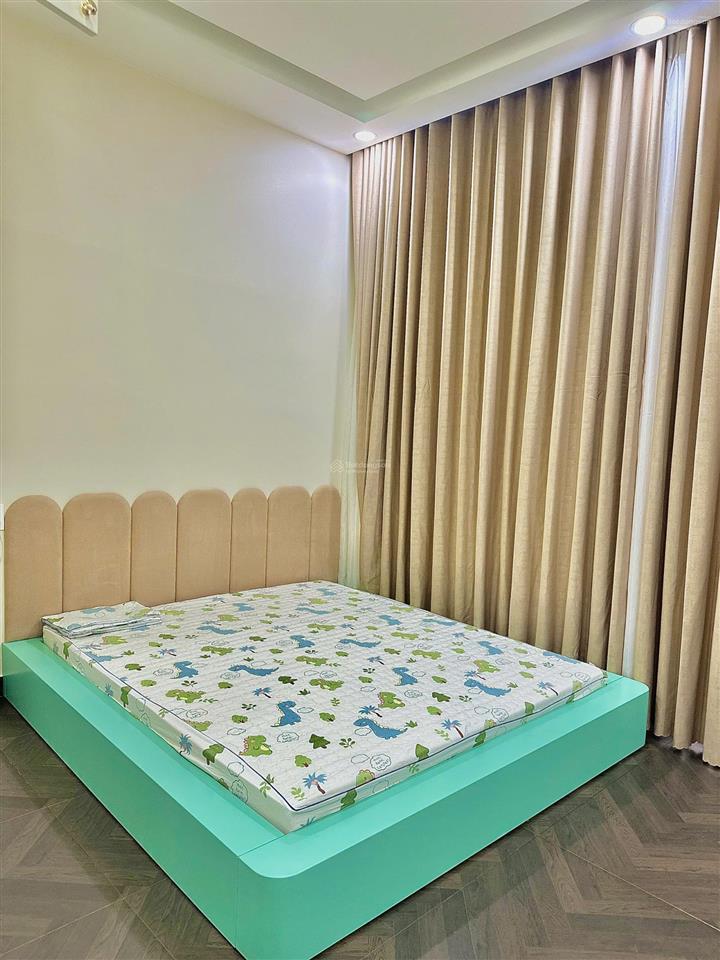 Siêu phẩm mt khu bàu cát cực sầm uất, nhà mới như ảnh 100%. dt 4,3x20,75 nở hậu nhẹ. giá 16,5t tl