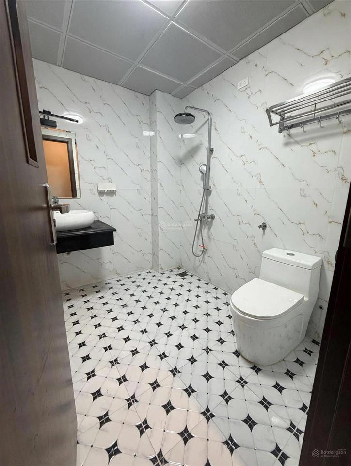 Bán nhà mặt phố tứ hiệp  thanh trì  6 tầng thang máy full nội thất ở ngay  kinh doanh đỉnh.