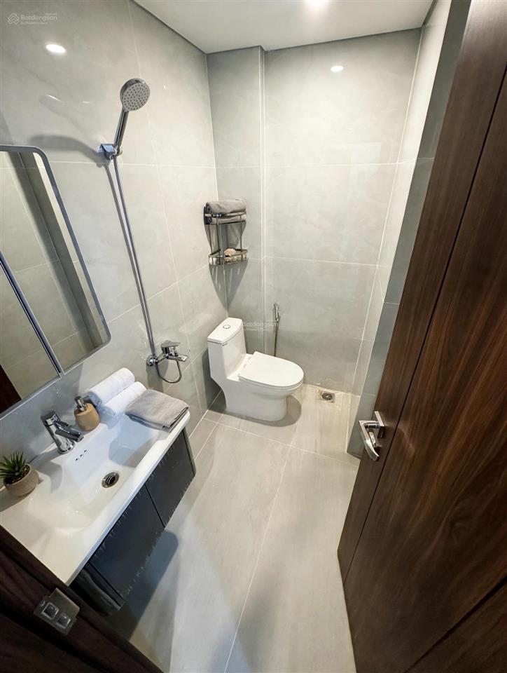 Bán nhà mặt phố tứ hiệp  thanh trì  6 tầng thang máy full nội thất ở ngay  kinh doanh đỉnh.