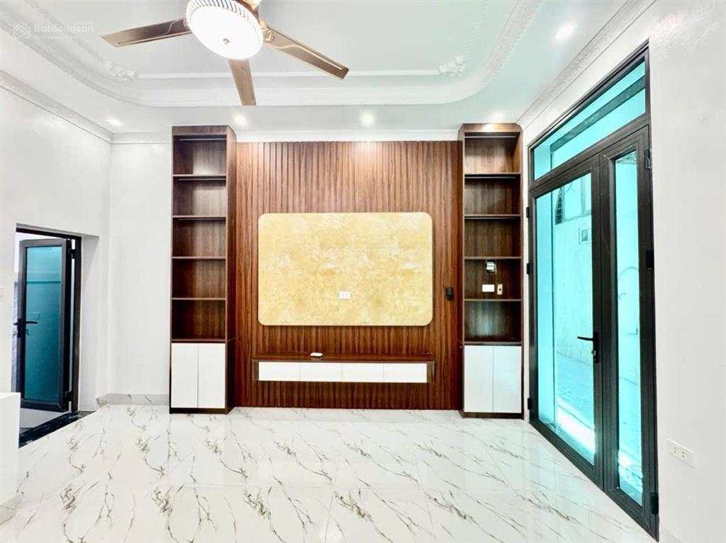 Bán nhà riêng tại minh khai, 4,5 tỷ, 30m2, 2pn, 2wc, mặt tiền 3m