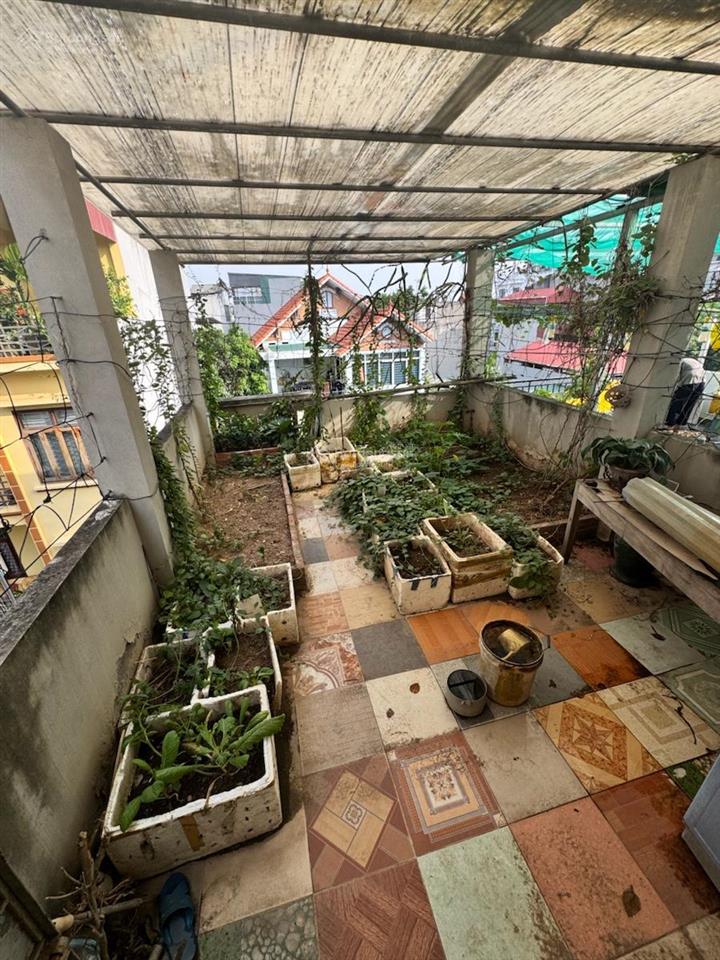 Phố hoa lâm việt hưng lô góc phân lô ngõ ôtô vào nhà  55m2 x 4 tầng  4 ngủ ở ngay vị trí vàng