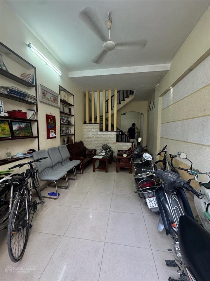 Phố hoa lâm việt hưng lô góc phân lô ngõ ôtô vào nhà  55m2 x 4 tầng  4 ngủ ở ngay vị trí vàng